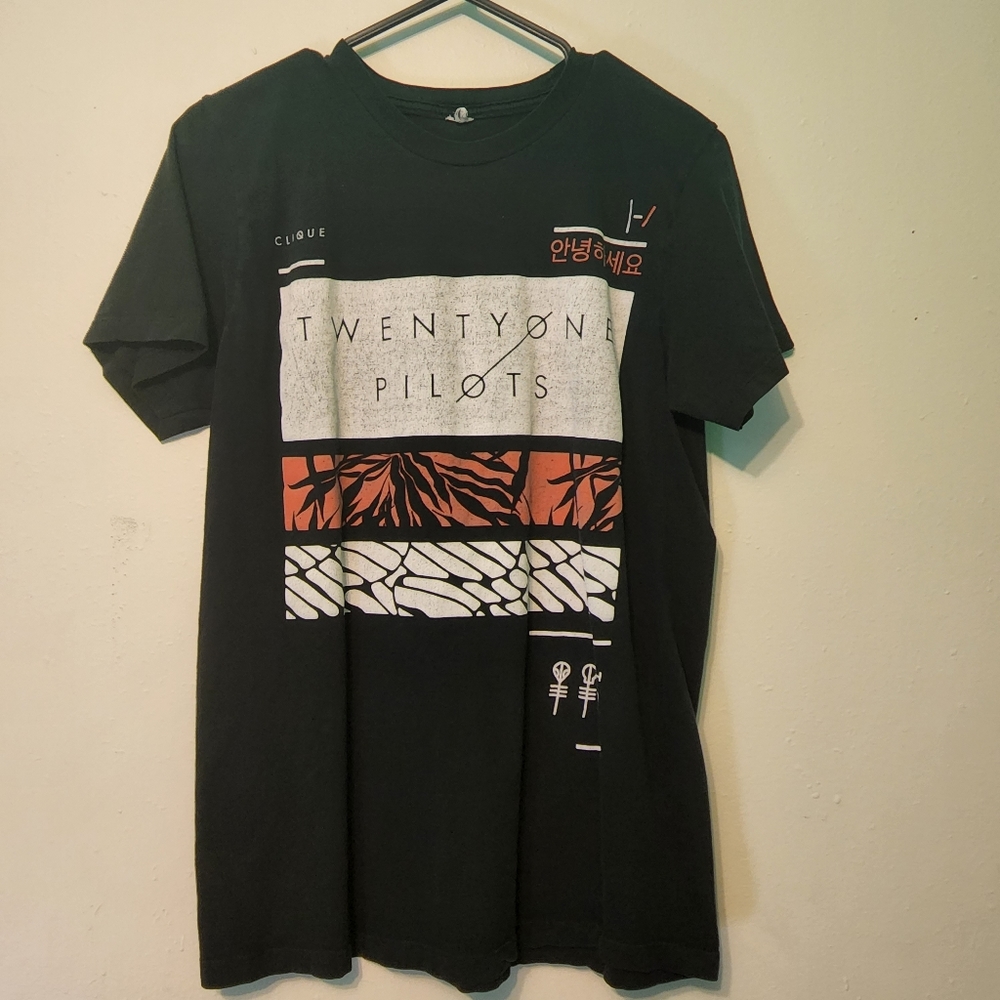 Twenty one pilots t shitt